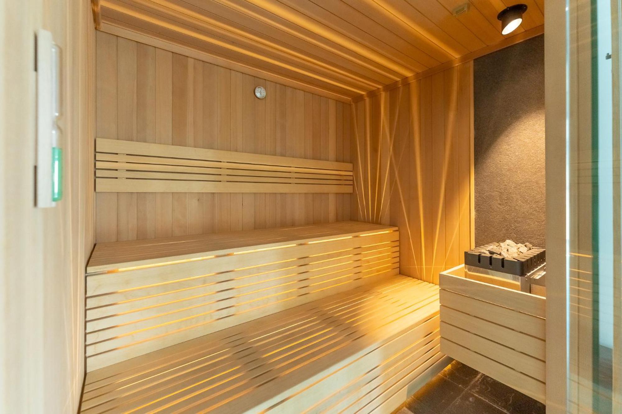 Westin House - Lighthouse, Basen, Sauna, Jacuzzi W Cenie *