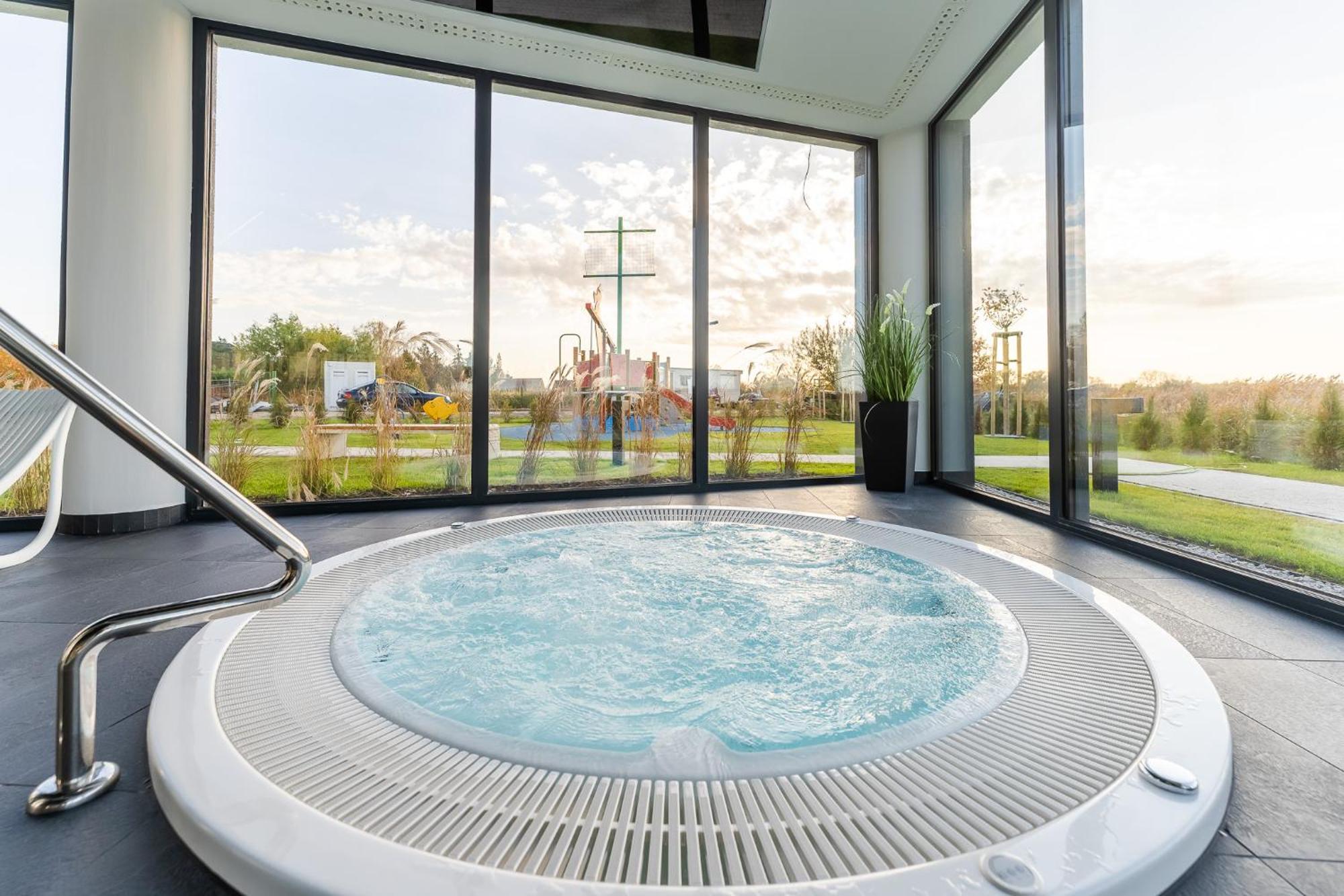 Apartment Westin House - Lighthouse, Basen, Sauna, Jacuzzi W Cenie Kolobrzeg